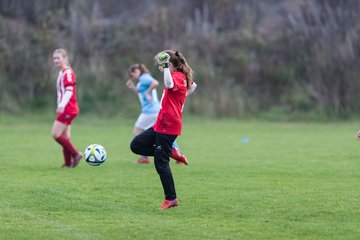 Bild 218 - wBJ TuS Tensfeld - SV Fortuna St. Juergen